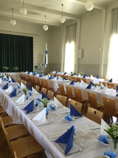 Veteraanijuhla, sali odottaa vieraita